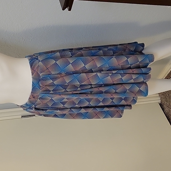 LULAROE diamond optical illusion madison Festival Skater skirt - Picture 2 of 8